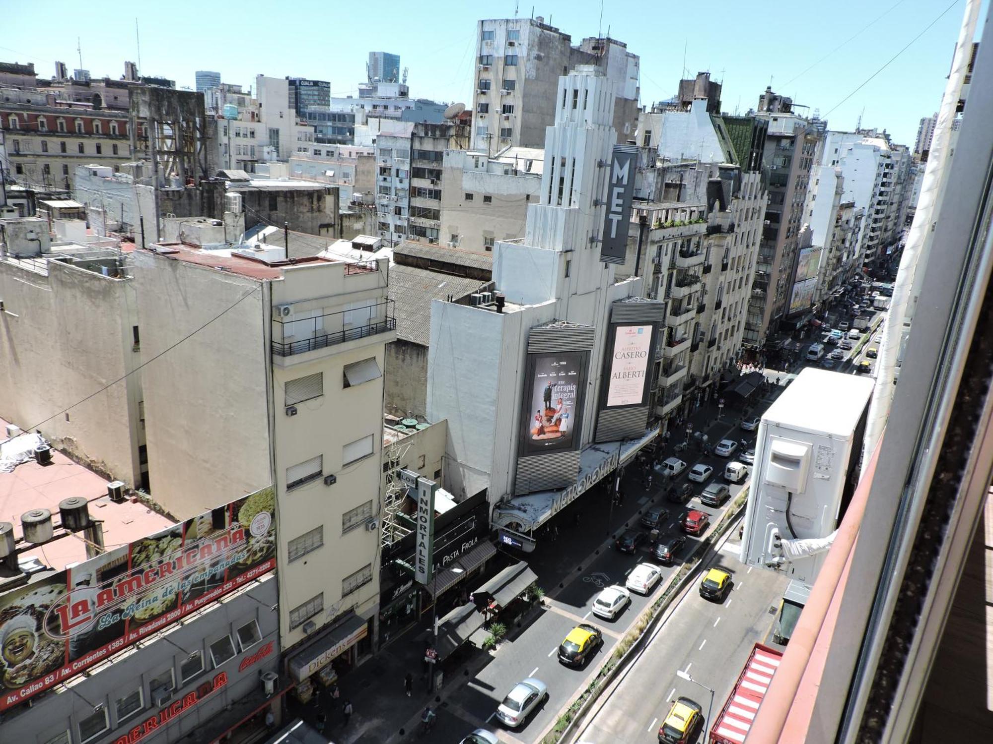 4 Ventanales Sobre La Avenida Corrientes Apartment Буенос Айрес Екстериор снимка