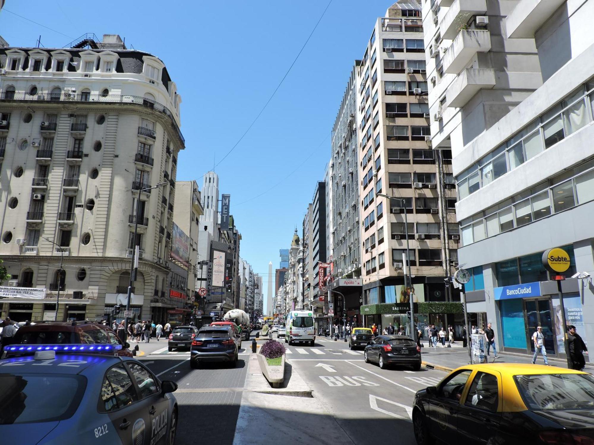 4 Ventanales Sobre La Avenida Corrientes Apartment Буенос Айрес Екстериор снимка